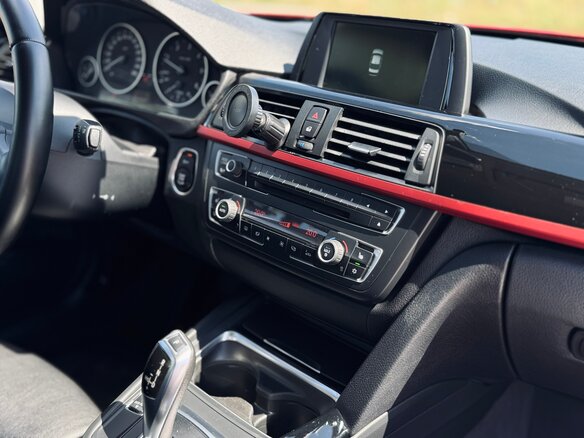 2012 BMW 3 серии 320d VI (F3x), красный, 1800000 рублей - вид 28