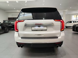 2023 GMC Yukon V, белый, 8580000 рублей, вид 5