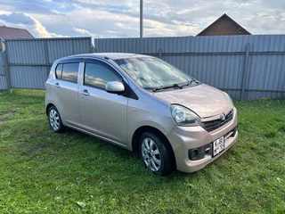 2014 Daihatsu Mira e:S I Рестайлинг, розовый, 530000 рублей, вид 3
