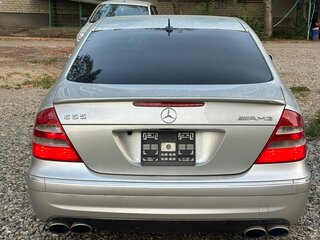 2003 Mercedes-Benz E-Класс 320 III (W211, S211), серебристый, 1550000 рублей, вид 3