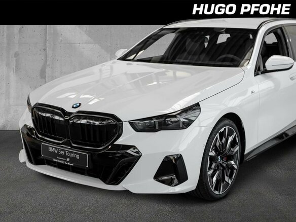 2025 BMW 5 серии 520d VIII (G60/G61/G68), серебристый, 9791700 рублей - вид 1