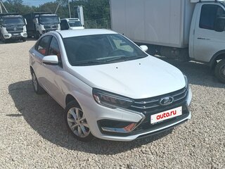 2025 Lada (ВАЗ) Vesta I Рестайлинг (NG), белый, 1550000 рублей, вид 2
