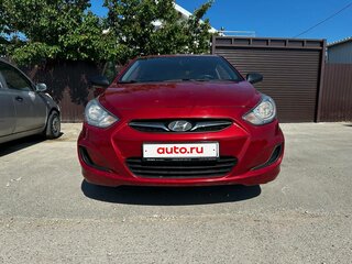 2013 Hyundai Solaris I, красный, 780000 рублей, вид 1