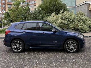 2017 BMW X1 20i xDrive II (F48), синий, 2550000 рублей, вид 5