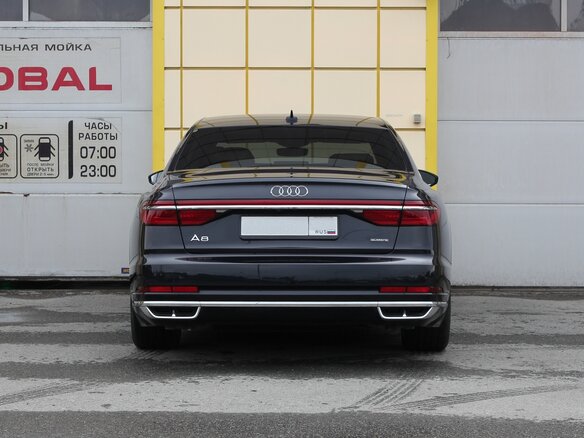 2019 Audi A8 55 TFSI IV (D5), чёрный, 3845000 рублей - вид 4