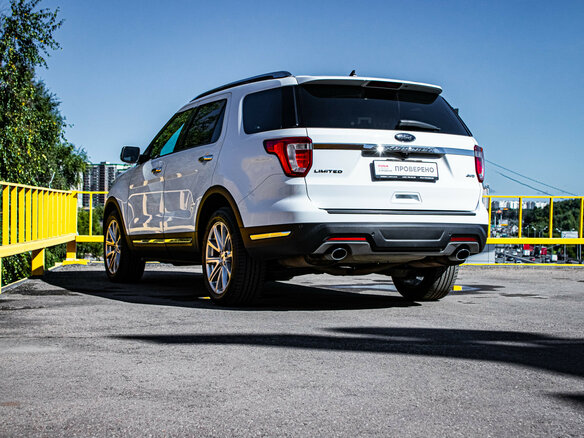 2018 Ford Explorer V Рестайлинг 2, белый - вид 5