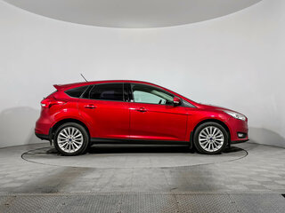 2016 Ford Focus III Рестайлинг, красный, 1190000 рублей, вид 4