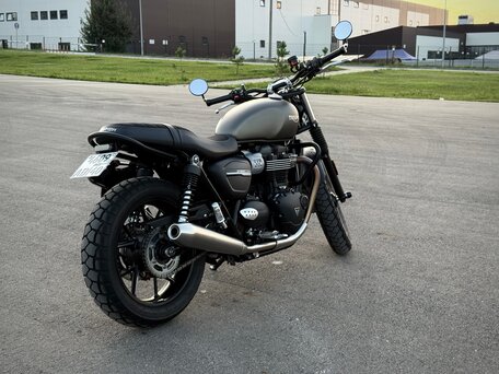 2020 Triumph Street Twin, серый, 855000 рублей, вид 5