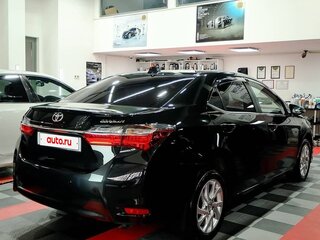 2016 Toyota Corolla XI (E160, E170, E180) Рестайлинг 1, чёрный, 2200000 рублей, вид 2