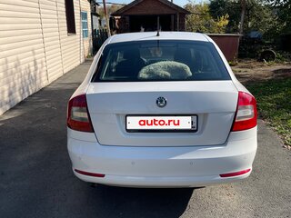 2012 Skoda Octavia II (A5) Рестайлинг, белый, 700000 рублей, вид 2