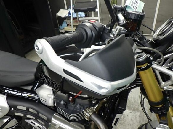 2025 Triumph Scrambler, чёрный - вид 9