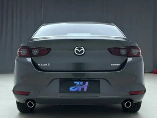 2021 Mazda 3 Axela IV (BP), серебристый, 1480000 рублей, вид 3