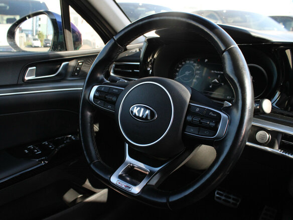 2021 Kia K5 III, синий, 2620000 рублей - вид 13