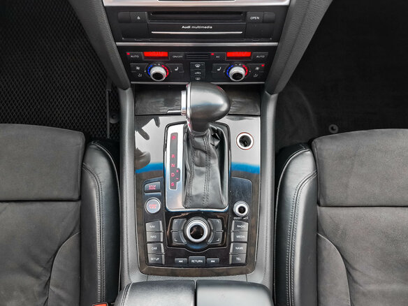 2012 Audi Q7 I (4L) Рестайлинг, чёрный, 1799000 рублей - вид 25