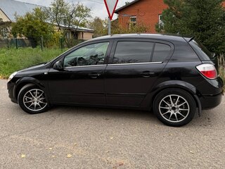 2008 Opel Astra H Рестайлинг, чёрный, 670000 рублей, вид 2