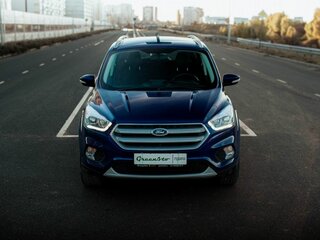 2017 Ford Kuga II Рестайлинг, синий, 1555000 рублей, вид 1