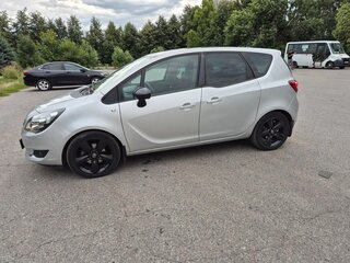 2014 Opel Meriva B Рестайлинг, серебристый, 1100000 рублей, вид 4
