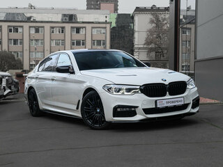 2017 BMW 5 серии 530d xDrive VII (G30/G31/G38), белый, 3699000 рублей, вид 3