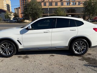2020 BMW X4 20i II (G02), белый, 4500000 рублей, вид 3