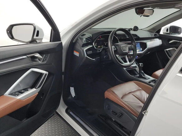 2023 Audi Q3 35 TDI II (F3), белый, 3233000 рублей - вид 4