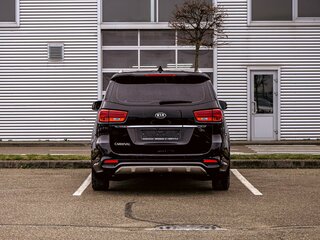 2019 Kia Carnival III, чёрный, 2305000 рублей, вид 5