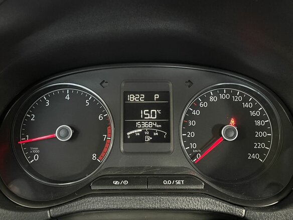 2017 Volkswagen Polo V Рестайлинг, бежевый, 1140000 рублей - вид 12