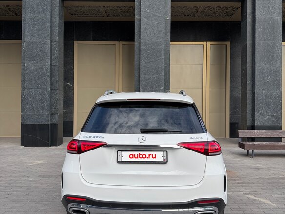 2019 Mercedes-Benz GLE 300 d II (V167), белый, 6100000 рублей - вид 7