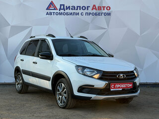 2023 Lada (ВАЗ) Granta Cross I Рестайлинг, белый, 899000 рублей, вид 3