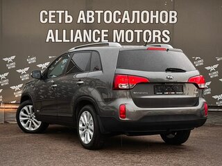 2014 Kia Sorento II Рестайлинг, серый, 1520000 рублей, вид 5