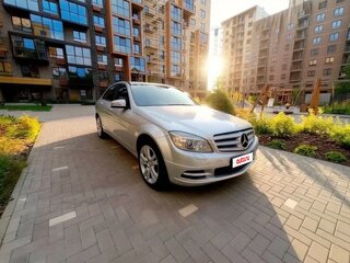 2010 Mercedes-Benz C-Класс 250 5G-TRONIC III (W204), серебристый, 1320000 рублей, вид 1
