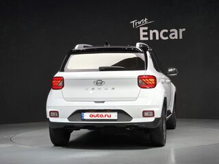 2023 Hyundai Venue I, белый, 1780000 рублей, вид 4