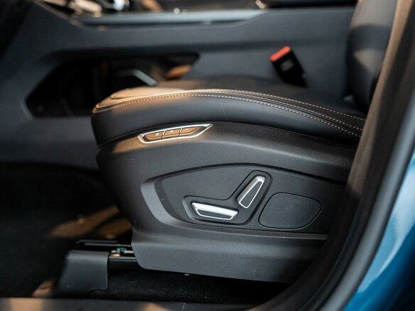 2026 Geely Okavango I Рестайлинг, синий, 4085990 рублей - вид 13