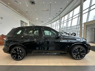 2025 BMW X5 40i IV (G05/G18) Рестайлинг, чёрный, 14800000 рублей, вид 4