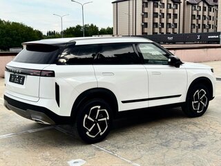 2025 Jaecoo J7 I, белый, 1760000 рублей, вид 5