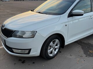 2014 Skoda Rapid I, белый, 650000 рублей, вид 3
