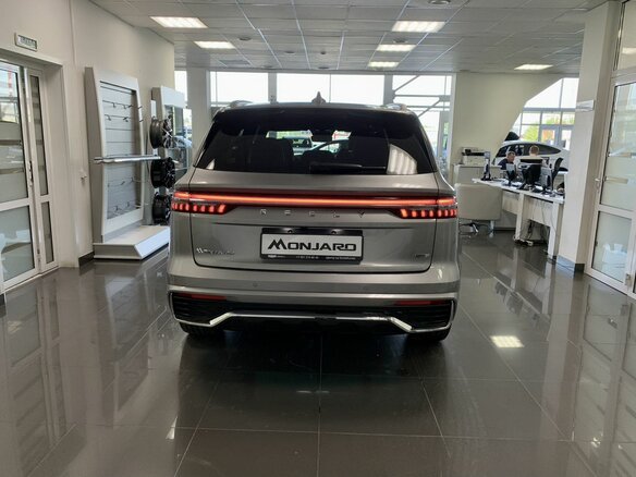 2024 Geely Monjaro I, серебристый, 4899990 рублей - вид 5