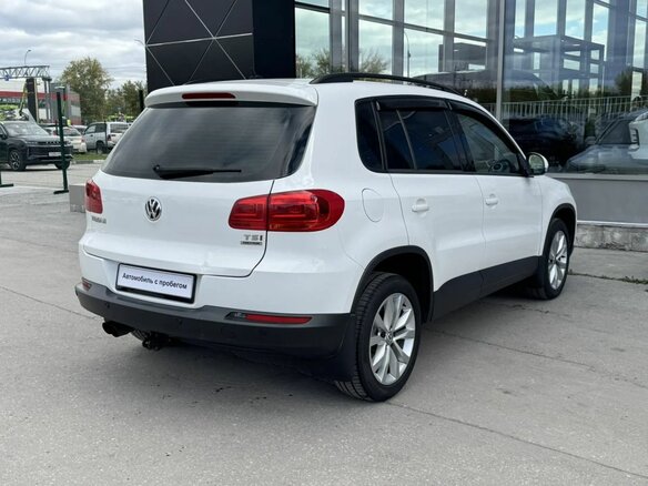 2011 Volkswagen Tiguan I Рестайлинг, белый, 1280000 рублей - вид 10