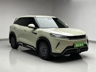 2024 BYD Yuan Up 45.12 kWh, зелёный, 1700000 рублей, вид 3