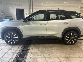 2024 Geely Atlas II, серебристый, 3050000 рублей, вид 4