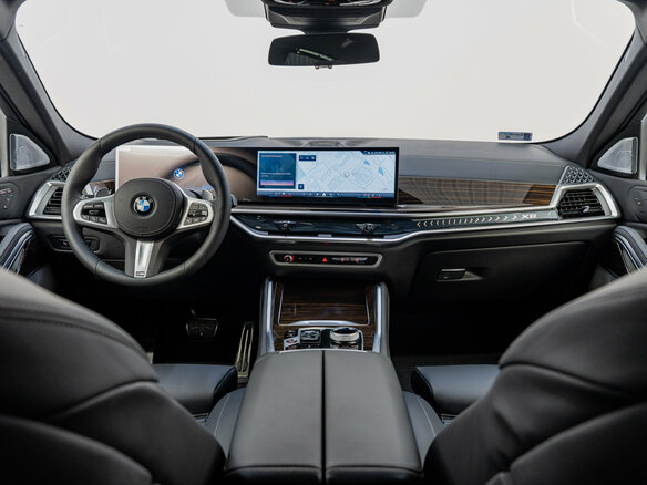 2026 BMW X6 40d III (G06) Рестайлинг, чёрный, 17490000 рублей - вид 13