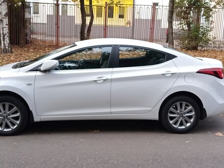 2014 Hyundai Elantra V (MD) Рестайлинг, белый, 1393000 рублей, вид 4
