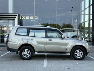 2007 Mitsubishi Pajero IV, золотистый, 1485000 рублей, вид 4