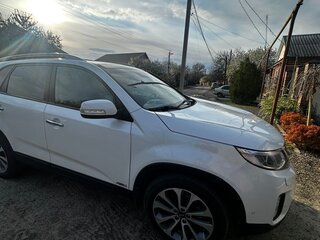 2013 Kia Sorento II Рестайлинг, белый, 1800000 рублей, вид 4