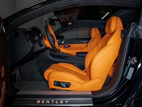 2025 Bentley Continental GT IV, чёрный, 47500000 рублей - вид 17
