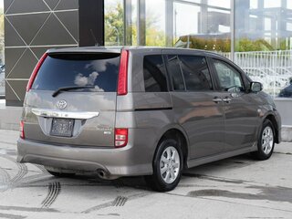 2010 Toyota ISis I Рестайлинг, серый, 1030000 рублей, вид 5