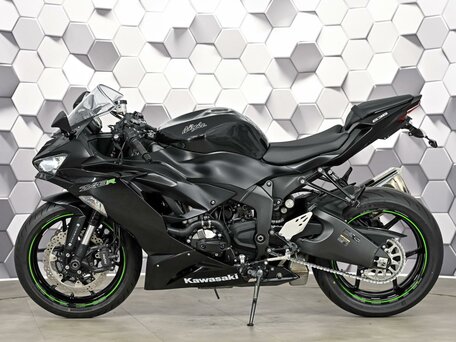 2019 Kawasaki ZX-6 Ninja, чёрный, 1177000 рублей, вид 4