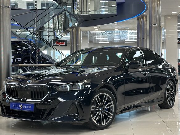 2023 BMW 5 серии 520d xDrive VIII (G60/G61/G68), синий, 6999000 рублей