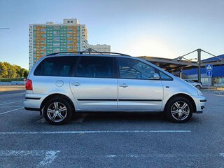 2006 Volkswagen Sharan I Рестайлинг 2, серебристый, 750000 рублей, вид 2