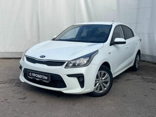2019 Kia Rio IV, белый, 1140000 рублей, вид 1
