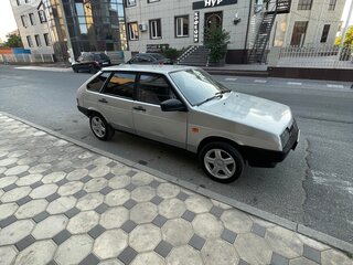 2002 Lada (ВАЗ) 21093i, серебристый, 110000 рублей, вид 4